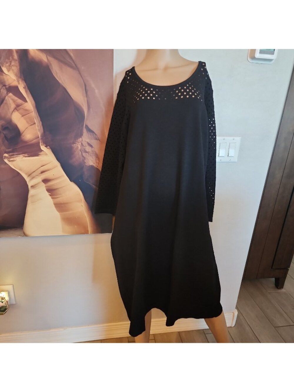 NWT Lane Bryant Black Dress 26/28 4X Long Sleeve Knee Length Knit Stretchy